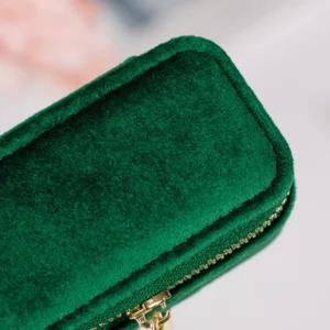Mini boite à bagues en velours