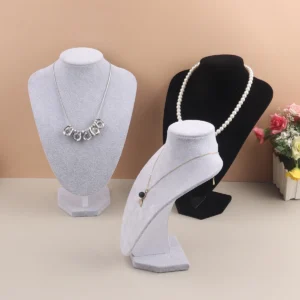 Porte bijoux buste mannequin