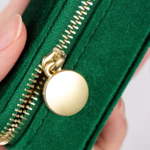 Mini boite à bagues en velours